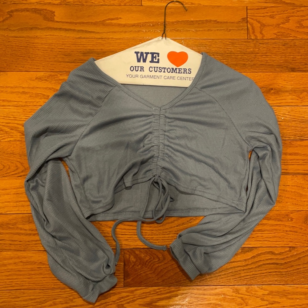 Long sleeve cropped sweater